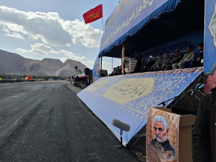 استاندار کرمان: بسیج در تامین امنیت و سازندگی پیشتاز است