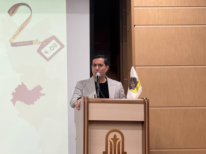 مدیرکل میراث فرهنگی کرمانشاه: راهنمایان گردشگری، سفیران فرهنگی کشور هستند