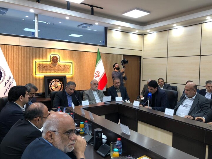 رییس کمیسیون اقتصادی مجلس: اقتصاد دریامحور مشکلات مناطق مرزی را برطرف میکند