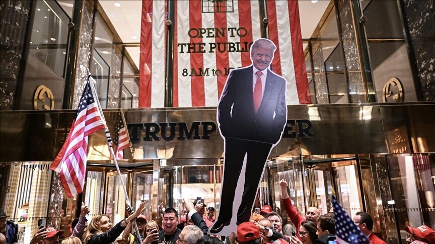La popularidad de Trump cae al 45% y aumenta el descontento en EEUU