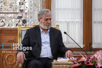 El secretario general de Yihad Islámica Palestina se reúne con el presidente del Parlamento iraní
