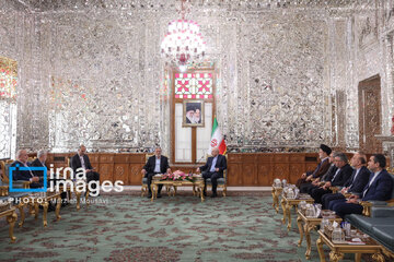 El secretario general de Yihad Islámica Palestina se reúne con el presidente del Parlamento iraní