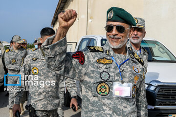 El ejercicio militar conjunto Zolfaqar 1403
