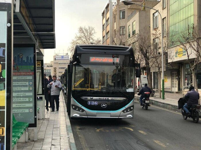 آغاز بکار نخستین خط اتوبوس برقی در تهران