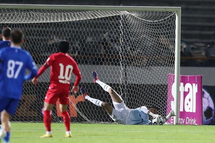 کوشکی در قامت فرشته نجات؛ استقلال با پیروزی به دربی رسید