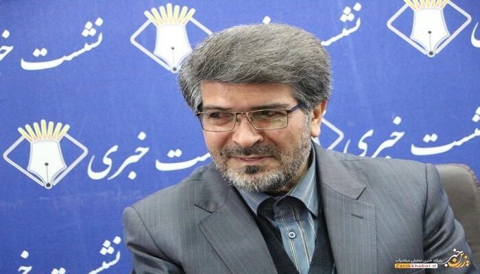 یک نماینده مجلس: خودروسازان باید خصوصی شوند