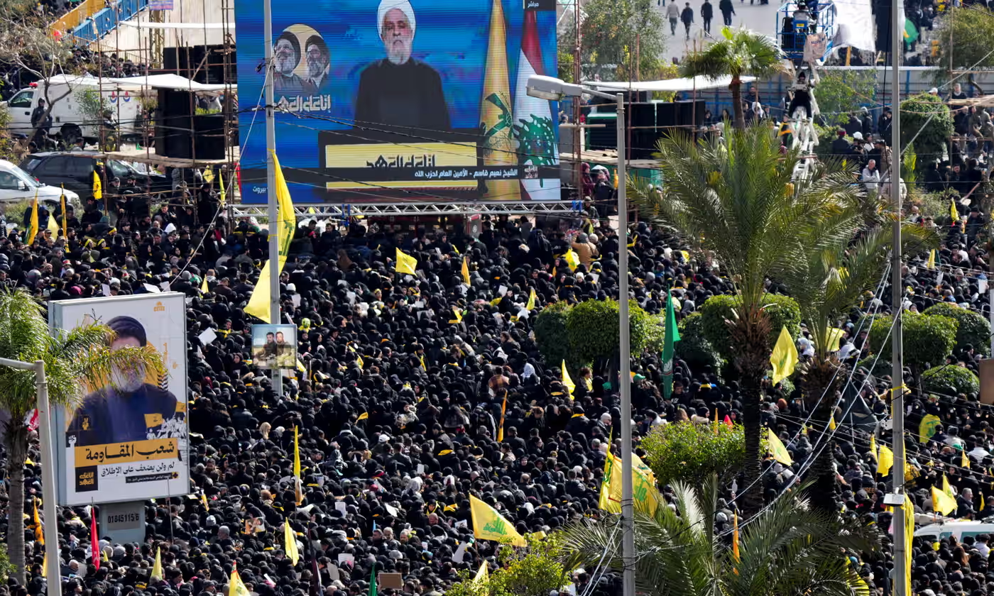 گاردین: حضور گسترده مردم در مراسم تشییع نصرالله، نشان داد که حزبالله همچنان «محبوب» است