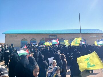 تشییع نمادین پیکر سید مقاومت در روستای «بیروت» خراسان رضوی