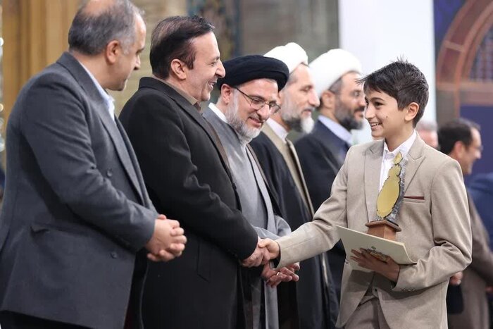 استاندار قزوین: قرآن حلال بسیاری از مشکلات اجتماعی و فرهنگی است