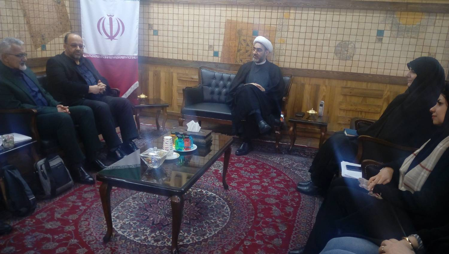 راهکارهای حل مسائل صنفی آموزشگاه‌داران استان تهران بررسی شد