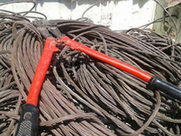 خاموشیهای روزانه، فرصتی برای سارقان کابل برق در اصفهان