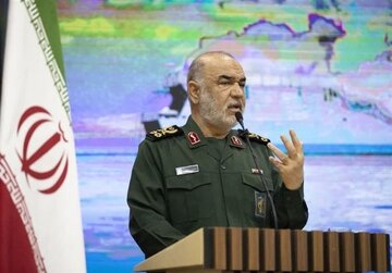 Le commandant en chef du CGRI : L’Iran a le droit de se défendre en tout point de la mer sans restrictions