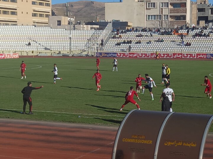 شهر رازشیراز، برد را در ثانیههای پایانی برابر نفت مسجد سلیمان باتساوی عوض کرد