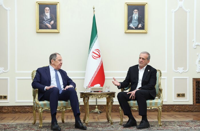 Prezident: Tehran-Moskva münasibətlərini gücləndirməkdə qərarlıyıq