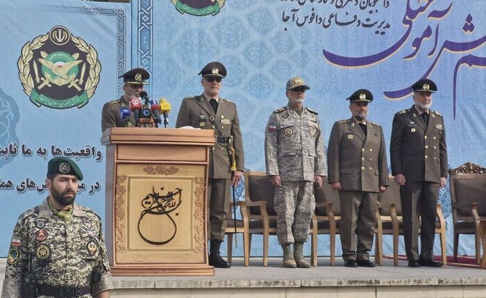 اللواء موسوي : المهمة الرئيسية لقوات الدفاع الجوي في البلاد رفع القدرات العملياتية والجاهزية القتالية