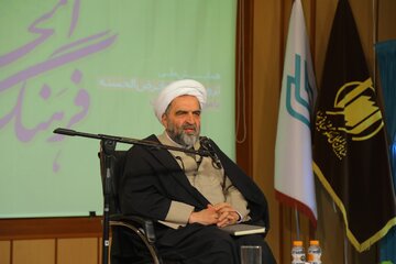 استاد حوزه علمیه: قرض الحسنه در اسلام جایگاه ویژه‌ای دارد