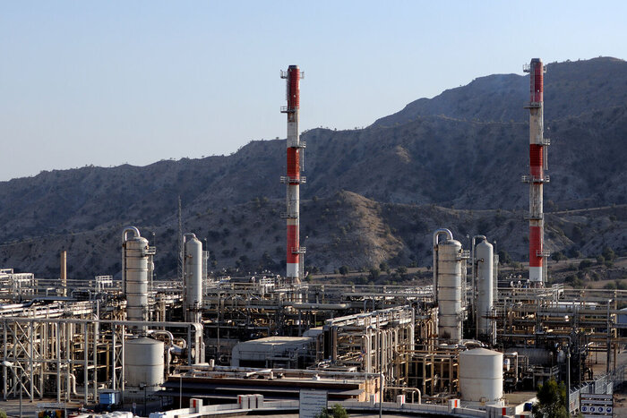 مکانیسم ماشه تاثیری بر تولید نخواهد داشت/ برنامهریزی برای تامین گاز صنایع