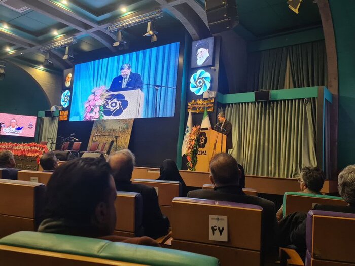 هنرمندان نقش مهمی در ایجاد دیپلماسی هنر با کشورهای جهان ایفا میکنند