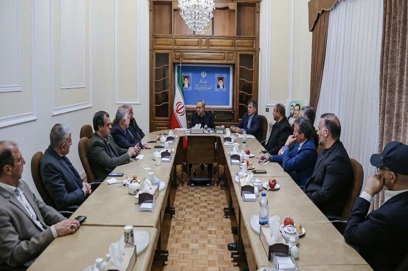 مردمداری مهمترین ویژگی شخصیتی دکتر پزشکیان است مردمداری مهمترین ویژگی شخصیتی دکتر پزشکیان است