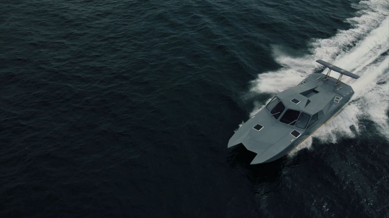 ناو اقیانوسپیما و شناورهای تندرو به تجهیزات نیروی دریایی سپاه اضافه شد