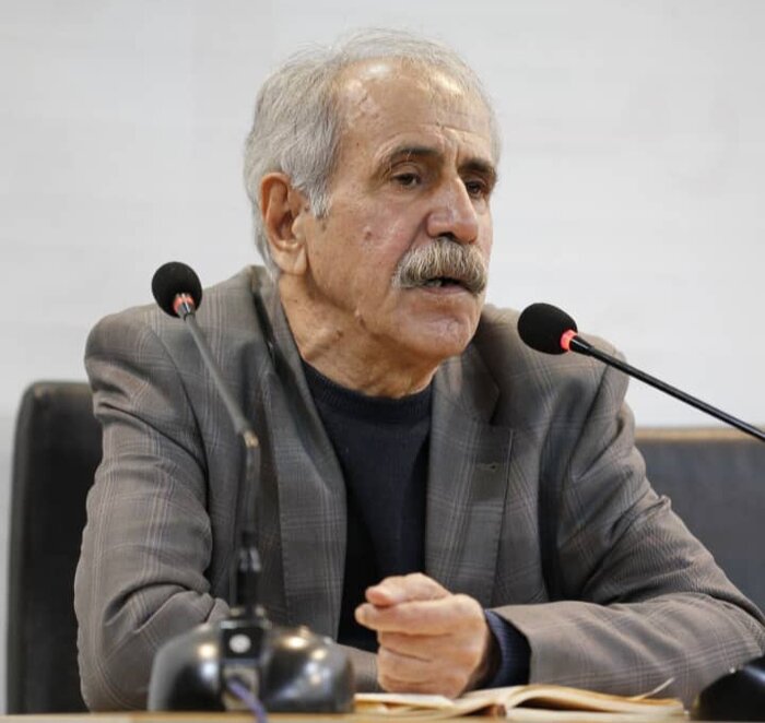 از "موسم هجرت به شمال" تا "صد نامه عاشقانه"؛ تجلیل از مترجم پیشکسوت خوزستانی