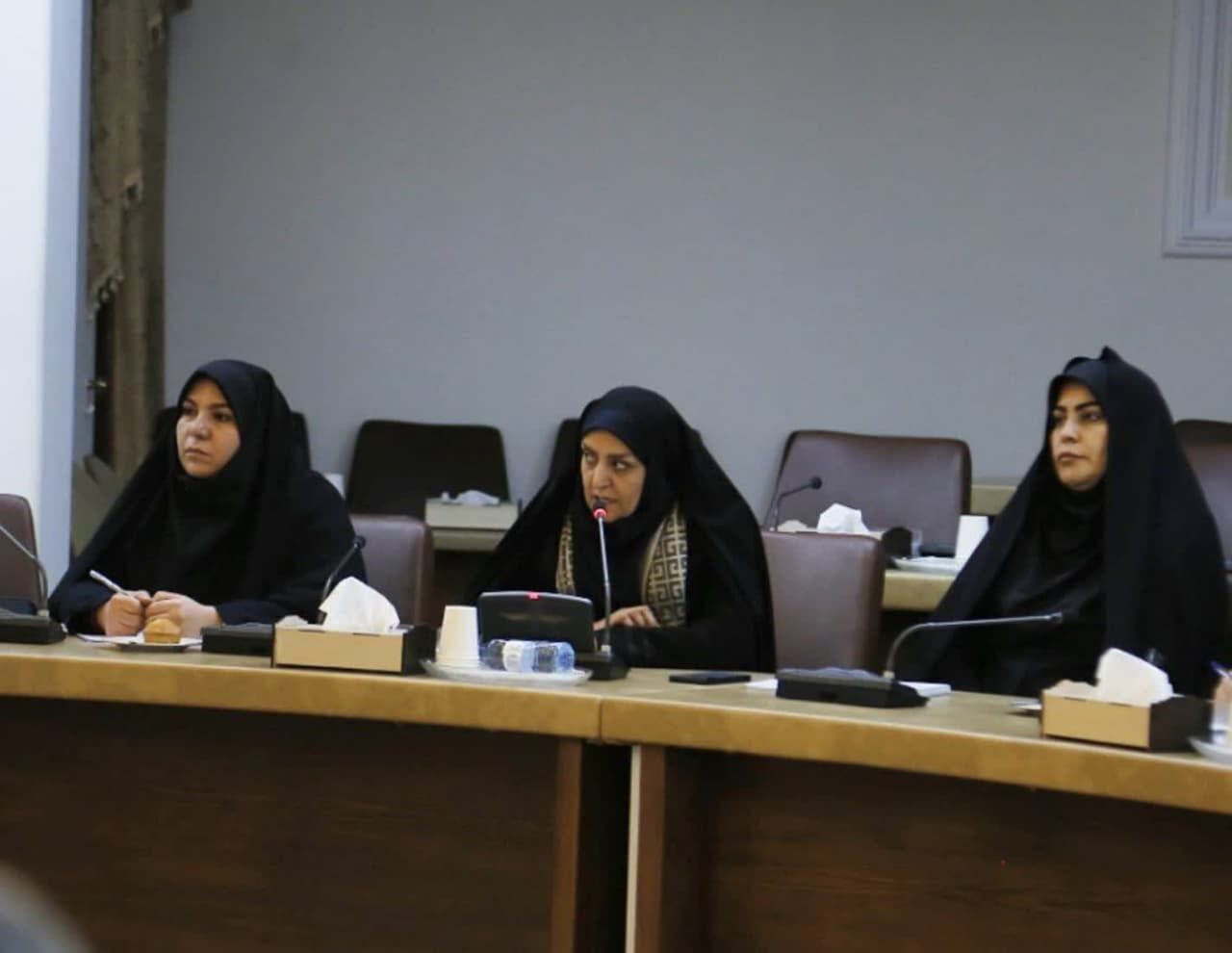 انتصاب همزمان سه مدیرکل زن دولت وفاق در آذربایجان شرقی انتصاب همزمان سه مدیرکل زن دولت وفاق در آذربایجان شرقی