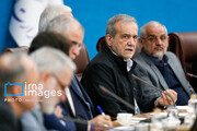 رئیس‌جمهور: تفویض اختیار به استانداران را باید با همراهی همه سیستم به پیش ببریم