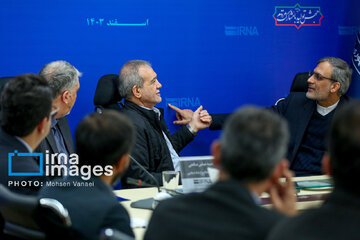President Pezeshkian visits IRNA