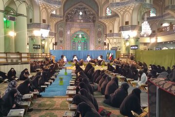 فیلم/حال و هوای روز اول ماه مبارک رمضان در آستان حضرت عبدالعظیم(ع)
