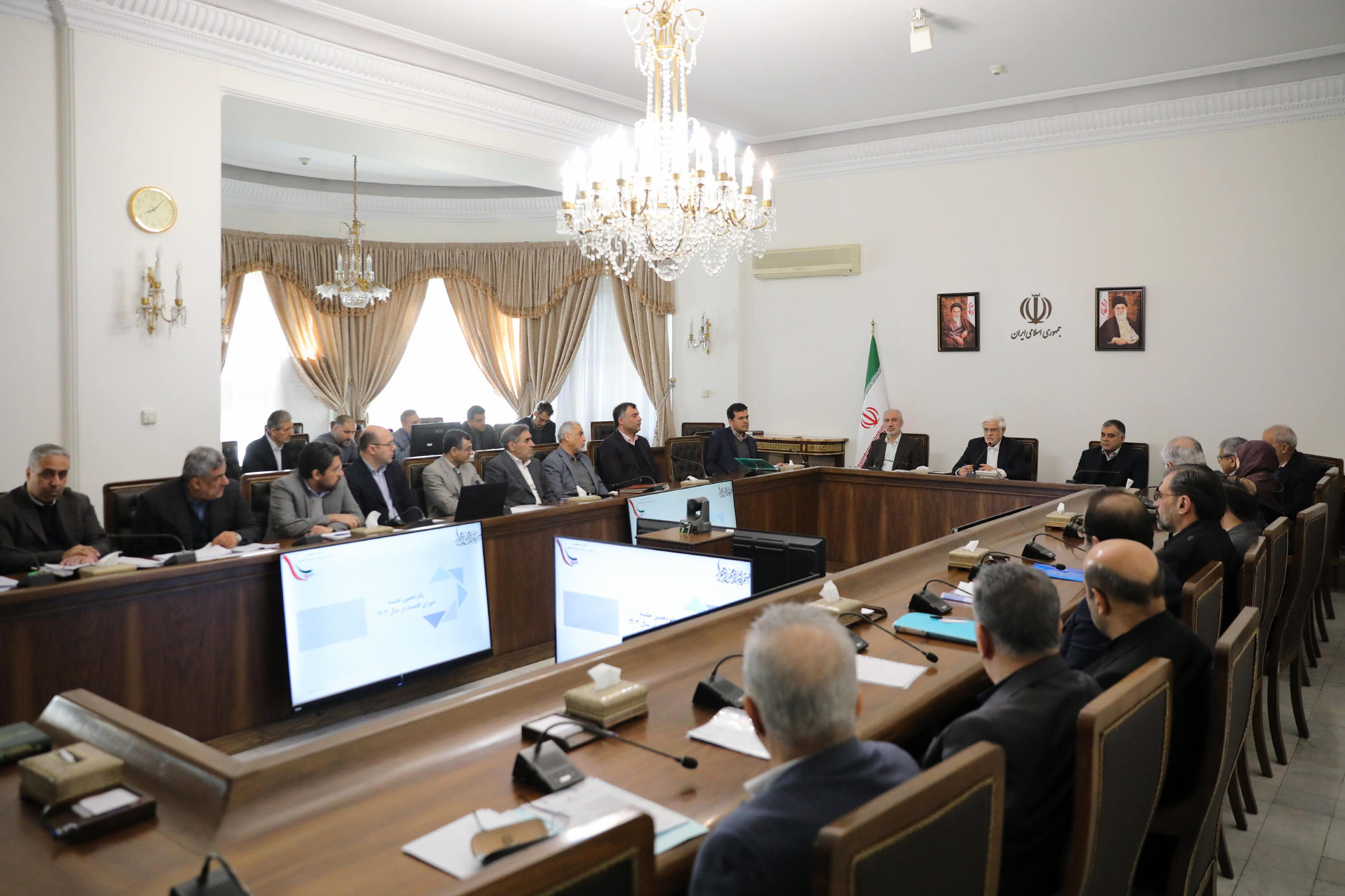 عارف: نمایندگان مجلس بدانند اولویت اول دشمنان، ایجاد اختلاف است