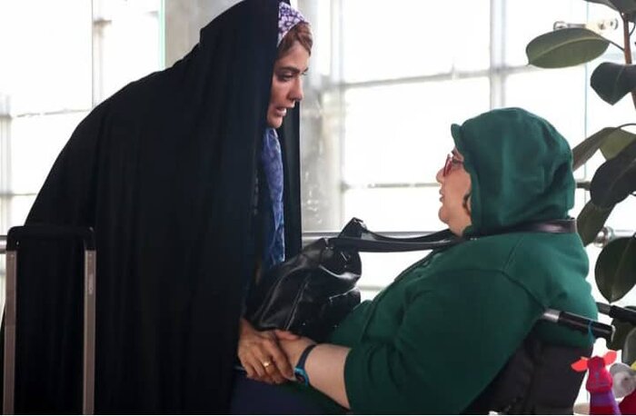 عروسک‌فروشِ میدان انقلاب که بازیگر مهران مدیری شد/ مادر رضا عطاران شدم