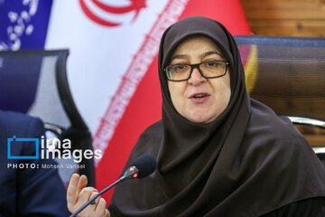 ما از مطالبات ملت دست برنمی‌داریم