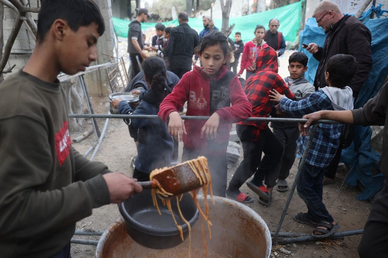 U.S. backs Israel’s move to block humanitarian aid to Gaza as Tel Aviv abandons phased deal