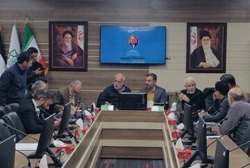 فیلم|با برپایی میزخدمت در شهرداری منطقه ۲۰ تهران به درخواست  یکصد شهروند شهرری رسیدگی شد