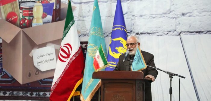 خیران قمی ۱۵ هزار بسته معیشتی بین نیازمندان توزیع کردند
