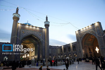 Recitación del Corán en el Santuario del Imam Reza (P)