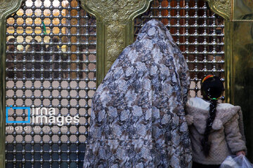 Recitación del Corán en el Santuario del Imam Reza (P)