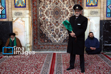 Recitación del Corán en el Santuario del Imam Reza (P)