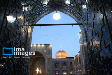 Recitación del Corán en el Santuario del Imam Reza (P)