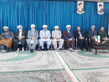 افطاری وحدت در گنبدکاووس: قرآن، چراغ راه شیعه و سنی