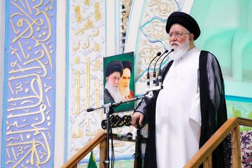 آیت‌الله علم‌الهدی: مردم ایران از تهدید آمریکا هراسی ندارند