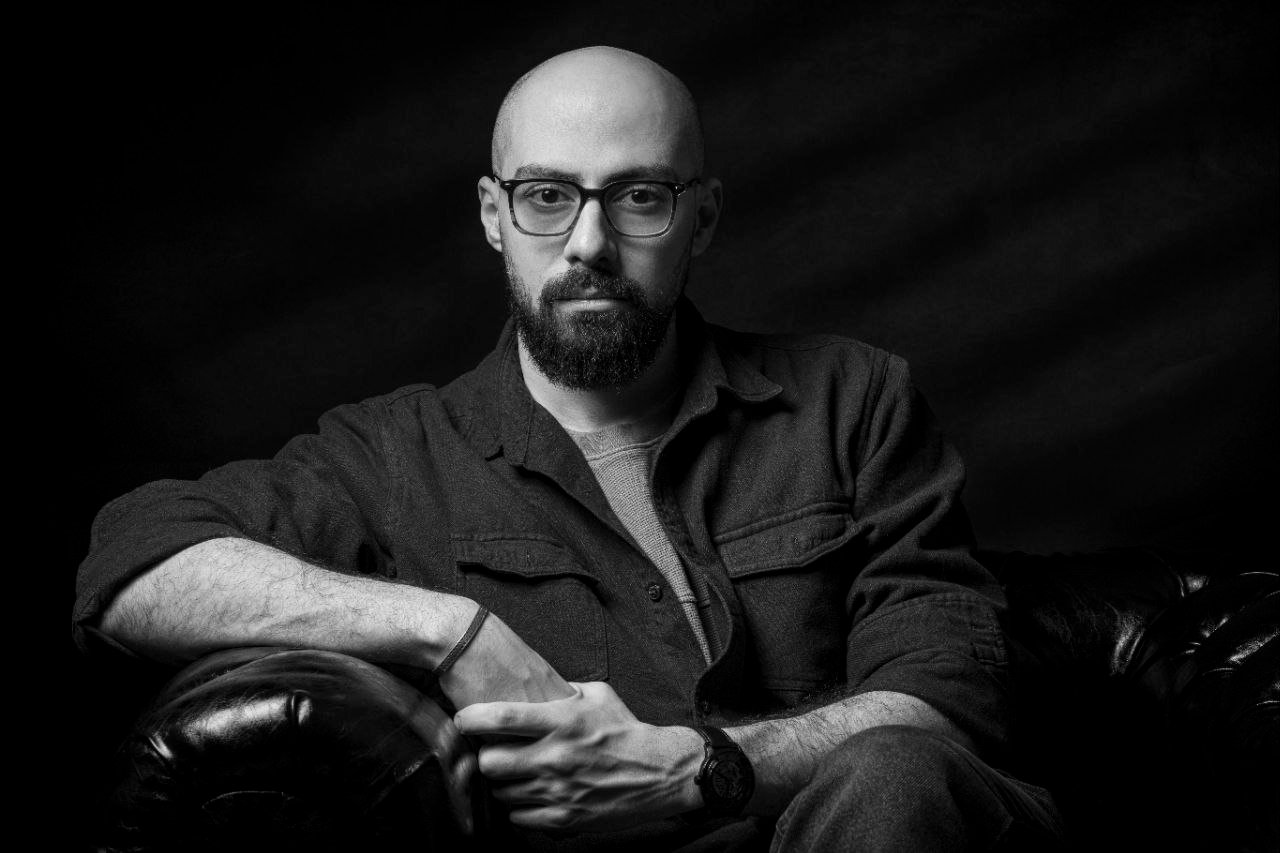 رونمایی از پوستر «چلوکبابی حاجی مولوی» و میزبانی از «شک» و «بازی استریندبرنگ» 2 رونمایی از پوستر «چلوکبابی حاجی مولوی» و میزبانی از «شک» و «بازی استریندبرنگ»