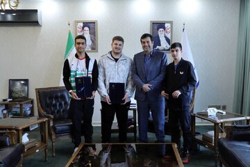 دیدار صمیمانه وزیر ورزش با استعدادهای درخشان ۳ رشته متفاوت