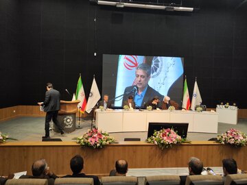 گره‌گشایی برای سرمایه‌گذاری در کرمان؛ از سنگ‌اندازی مدیران تا رتبه برتر کسب و کار