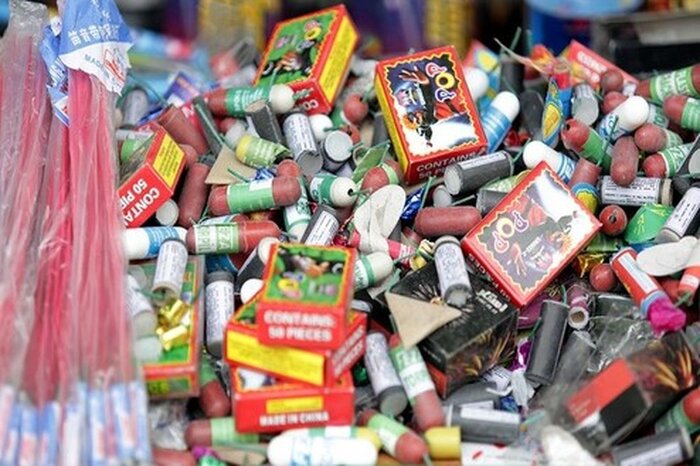 ممنوعیت تبلیغ و فروش مواد محترقه در فضای مجازی