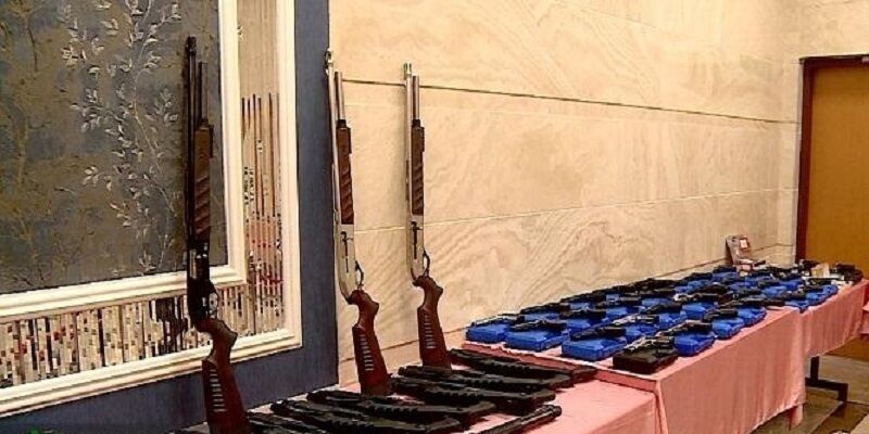 الامن الايراني يضبط 100 قطعة سلاح في تبريز
