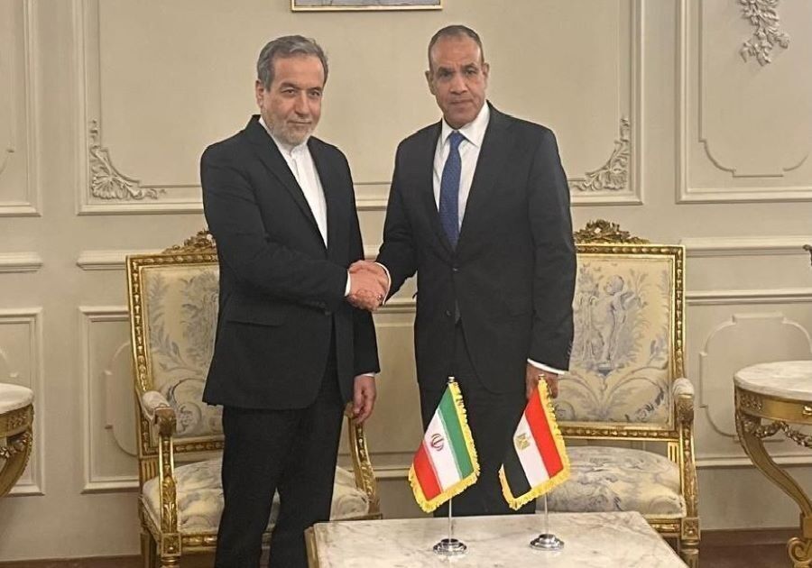 محادثات بين وزيري الخارجية الايراني والمصري