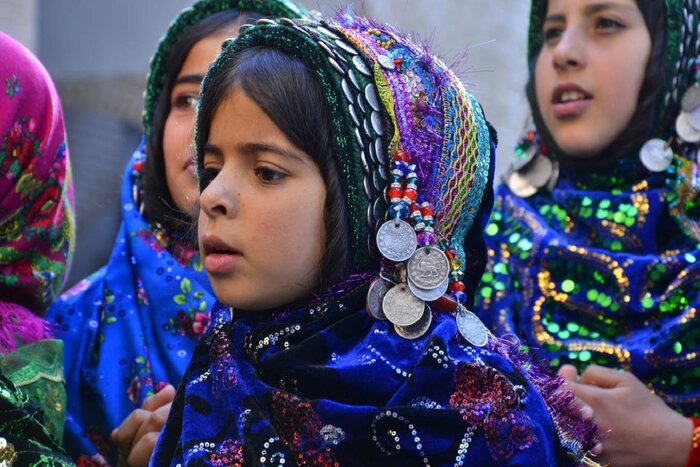 رقص رنگها و آیینها در چنشت؛ روستای شگفتانگیز ایران