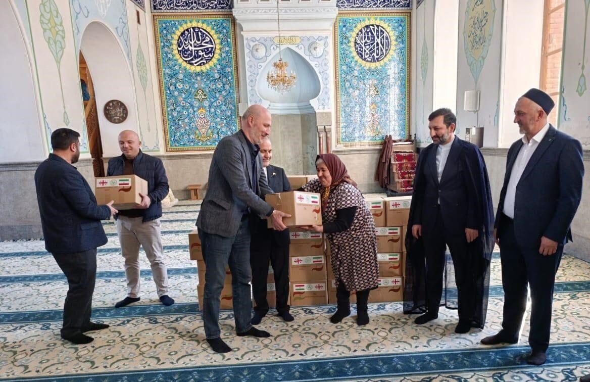 Tiflis Ulu Camii'nde Ramazan Ayı'na özel ortak hayır etkinliği