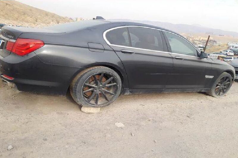 خودروی ۴۶ میلیاردی قاچاق در جلفا کشف شد خودروی ۴۶ میلیاردی قاچاق در جلفا کشف شد